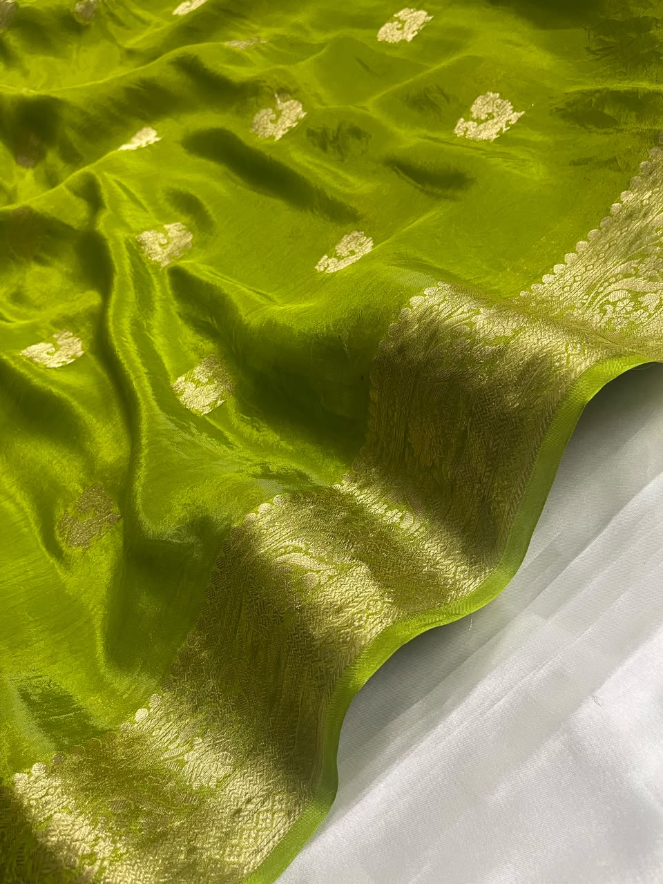 Peacock - Viscose Crepe