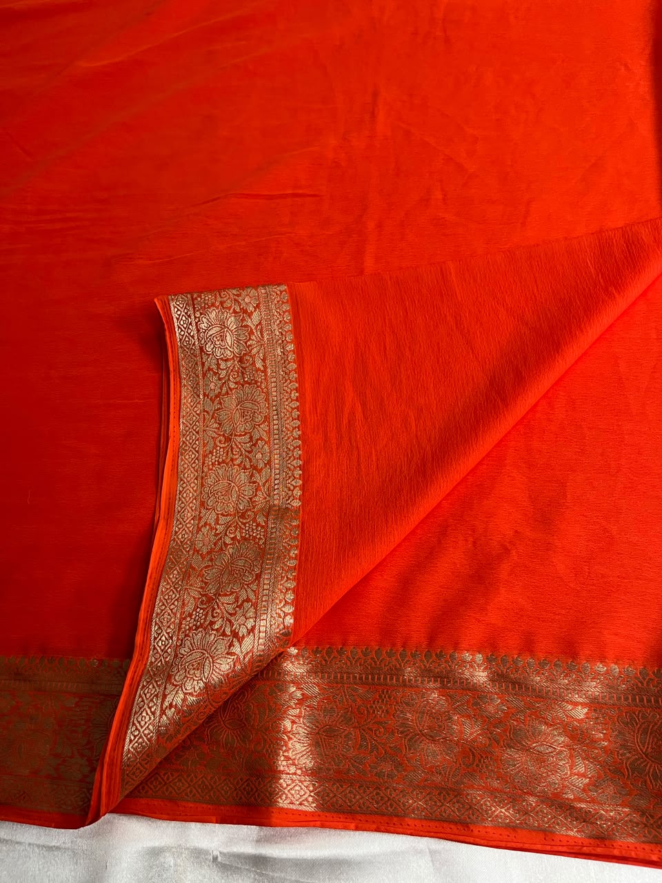 Kiara - Chiffon Saree with Banarasi Borders