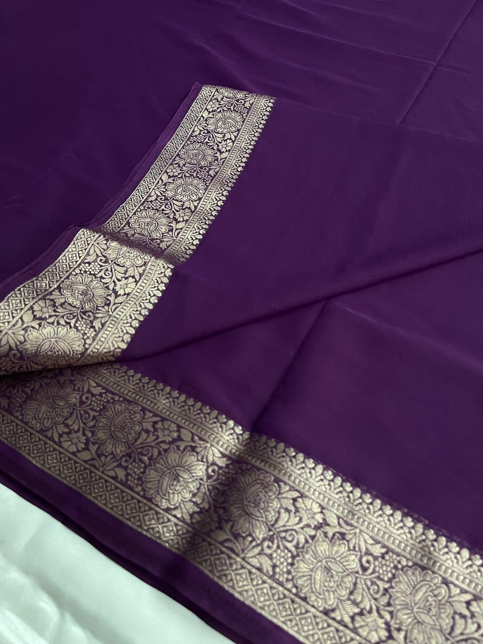 Kiara - Chiffon Saree with Banarasi Borders