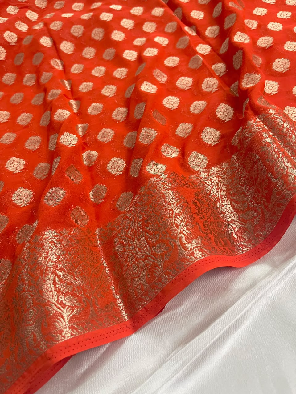 Varnika premium banarasi