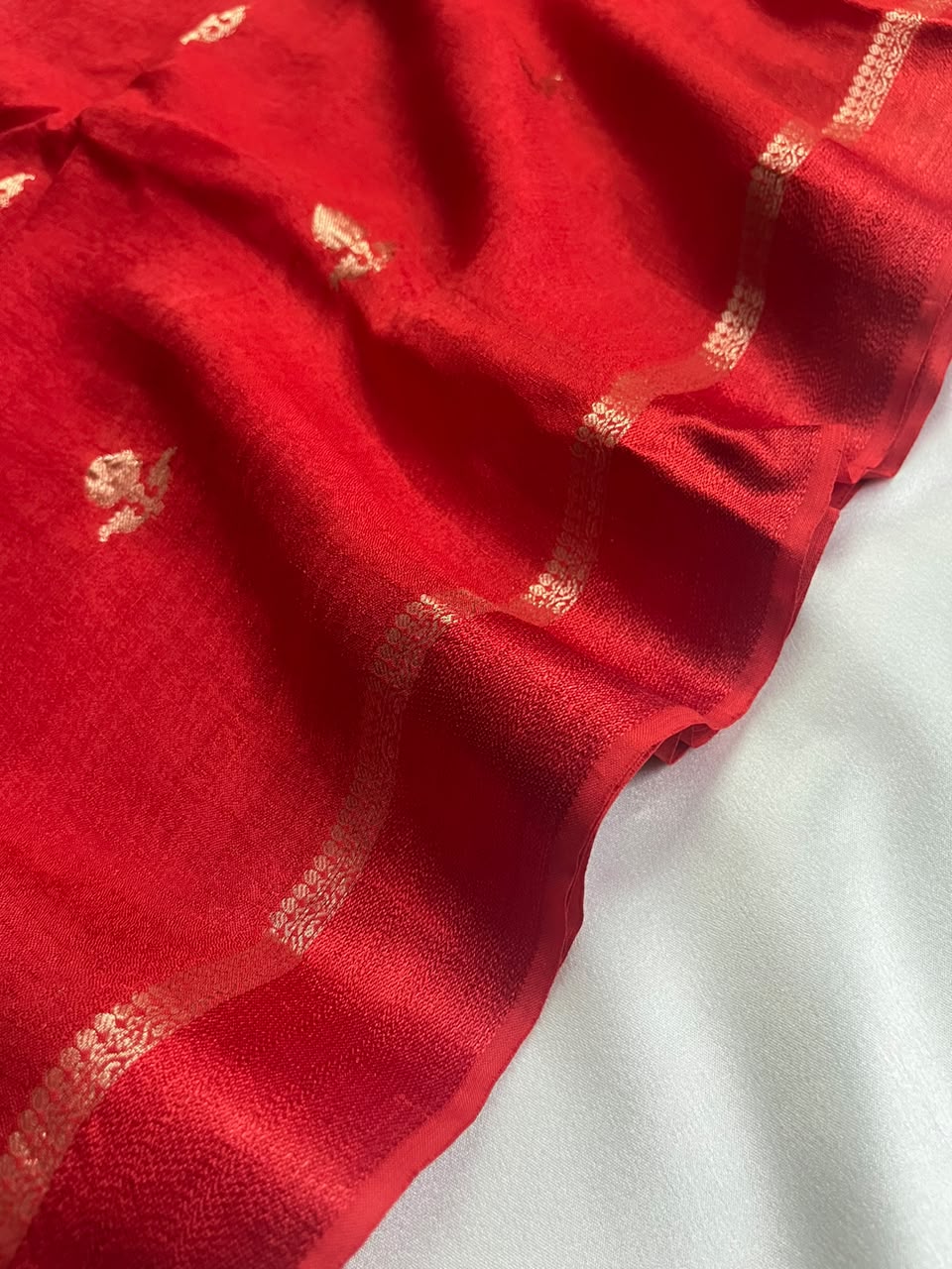 Dahlia (Double Color)- Khadi Soft Silk Saree