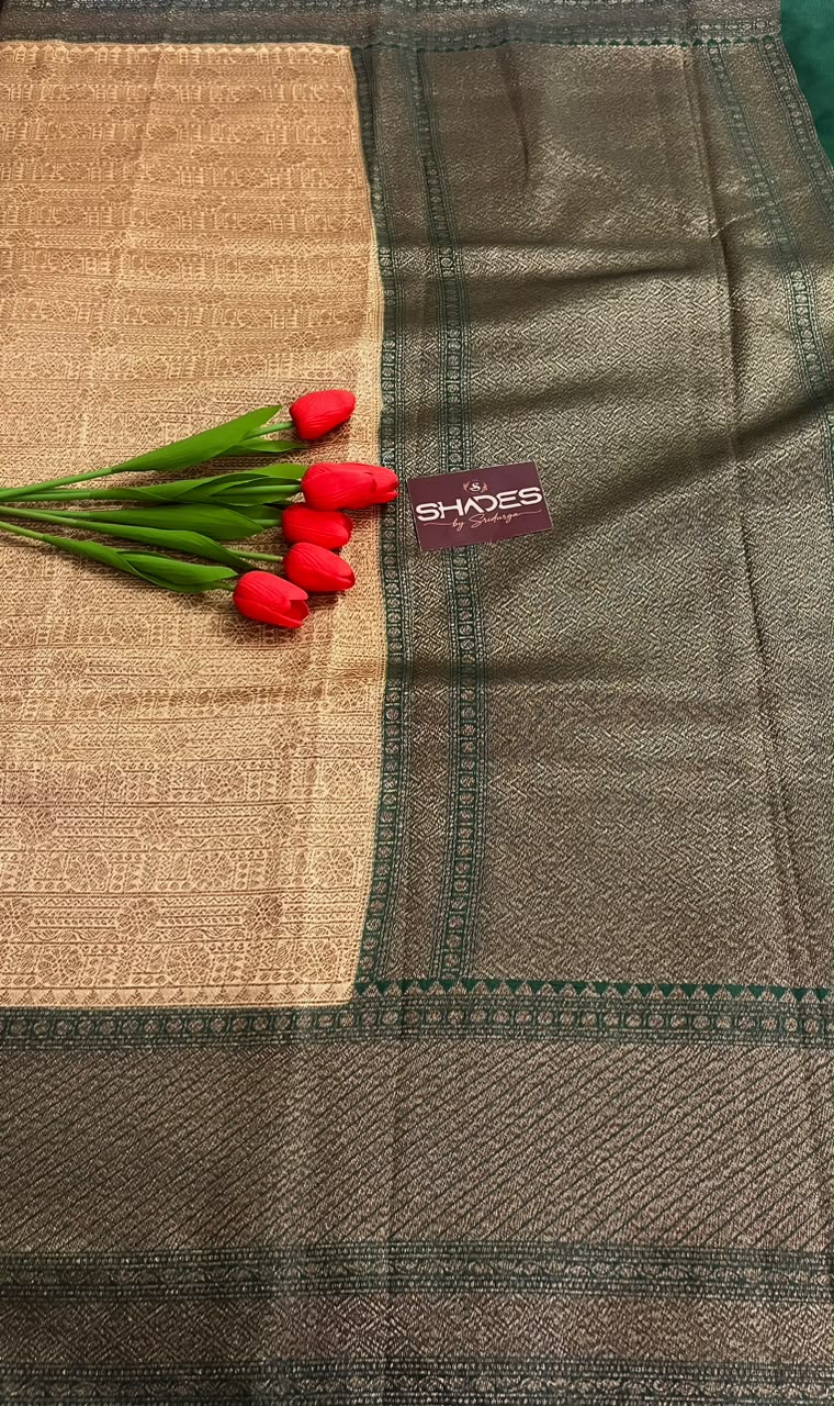 Kalyani - Premium Banarasi Heavy Brocade Saree