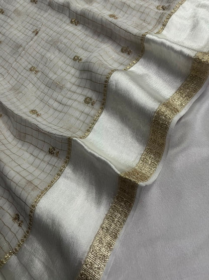 Viara - Premium Viscose Georgette (Offwhite Saree with Red Blouse)