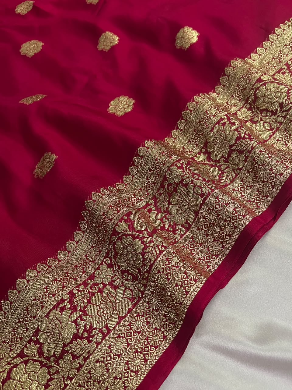 Lavanya - Viscose Crepe Saree