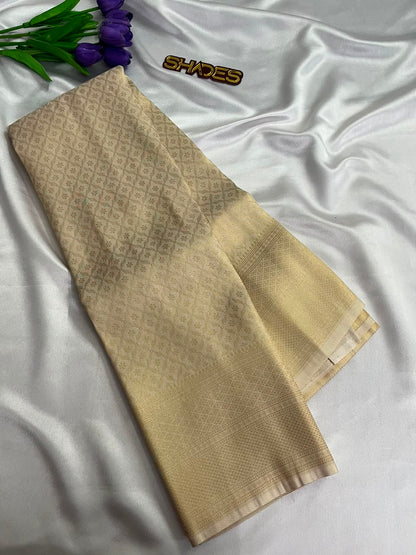 Mrinal - Soft Silk Saree
