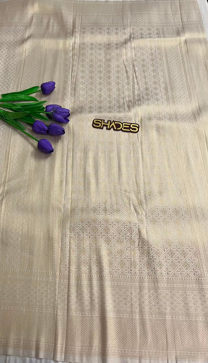 Mrinal - Soft Silk Saree