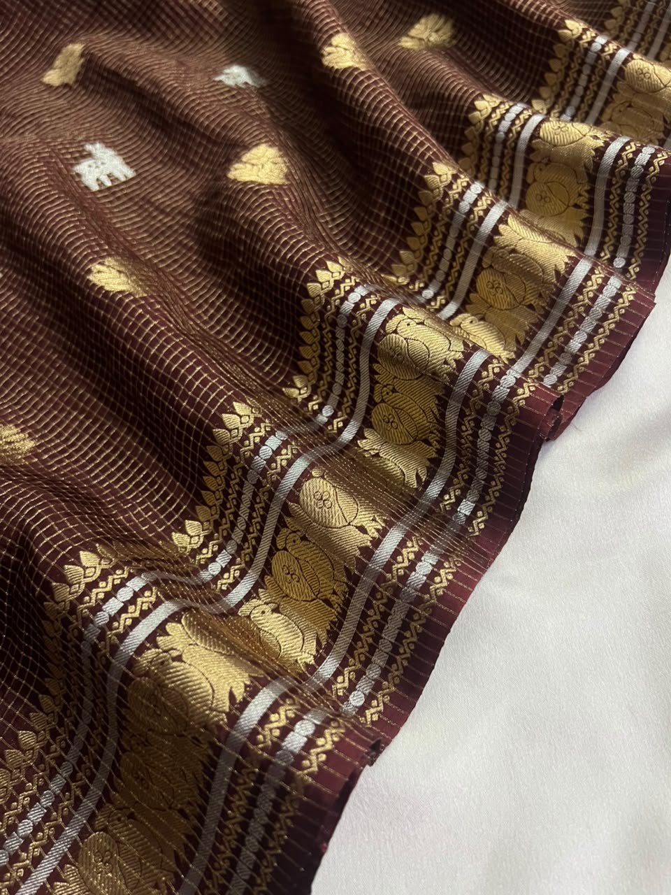 Malathi - Viscose Dola Silk Saree