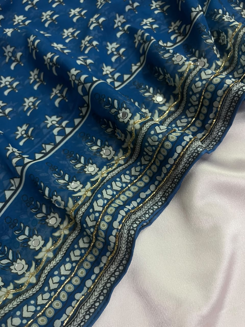 Naira - Viscose Georgette Saree