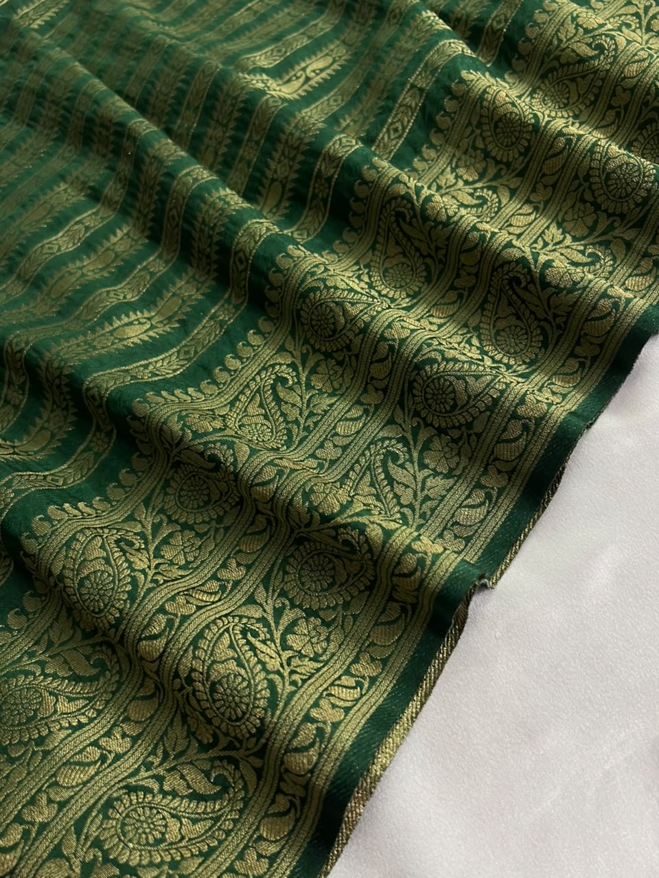 Parvati - Banarasi Saree (Offer Price)
