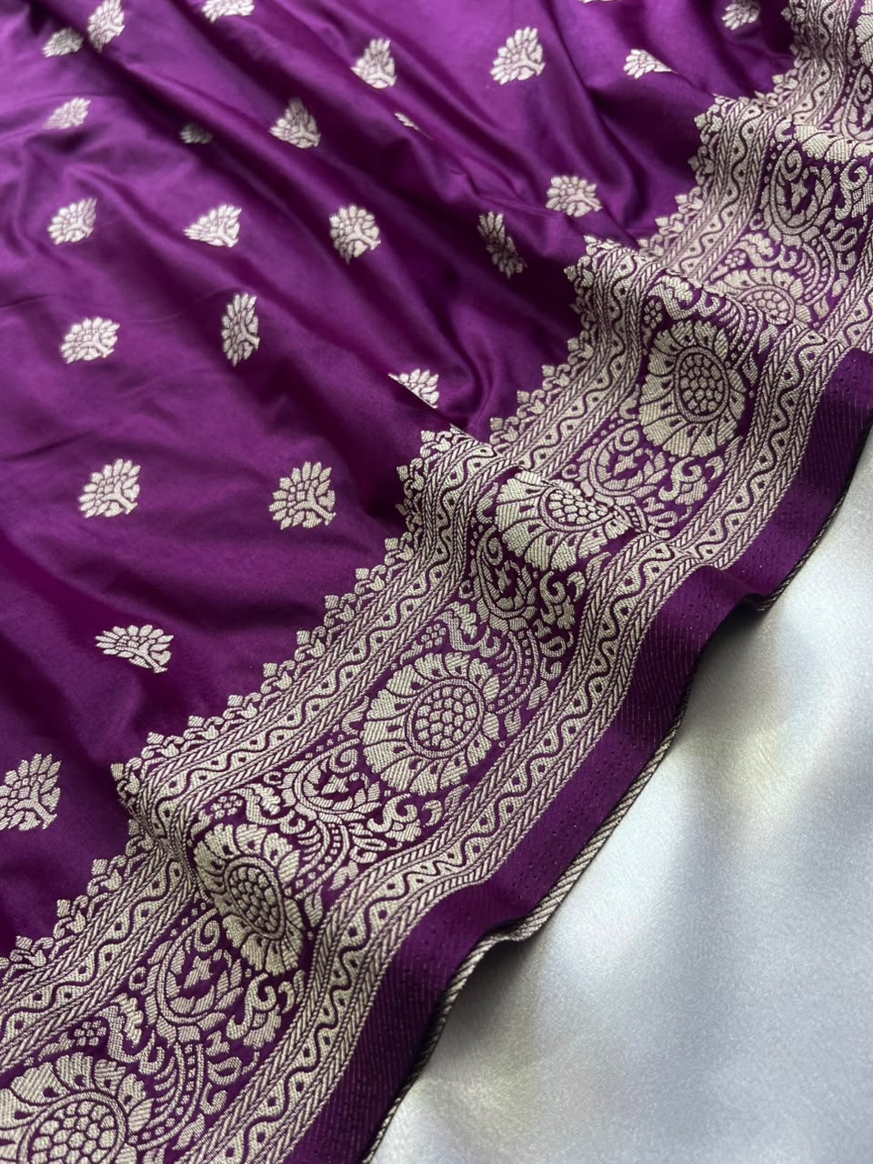 Hema - Soft Silk Saree (Offer Price)