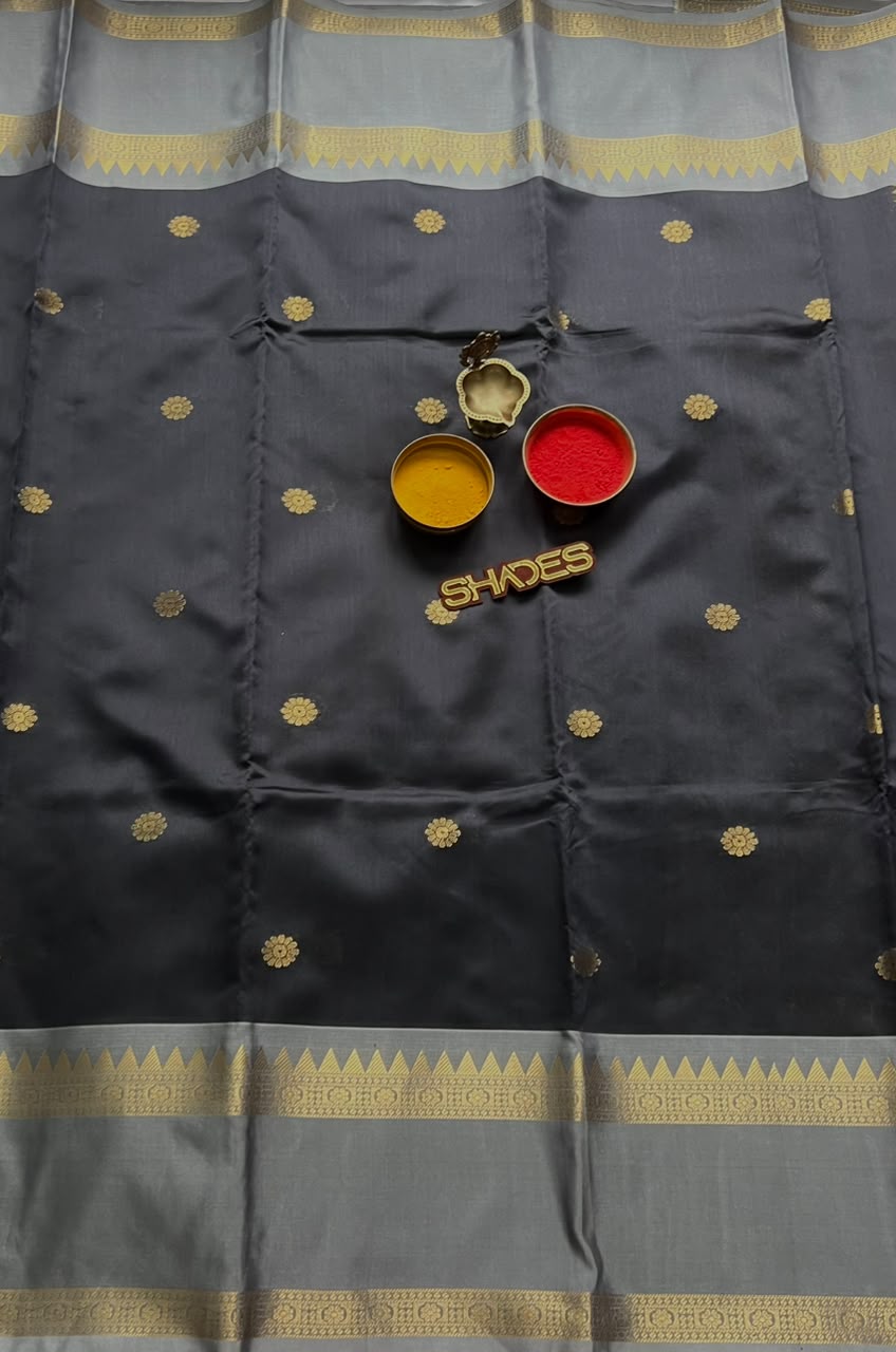 VYSHNAVI - Soft Silk Saree