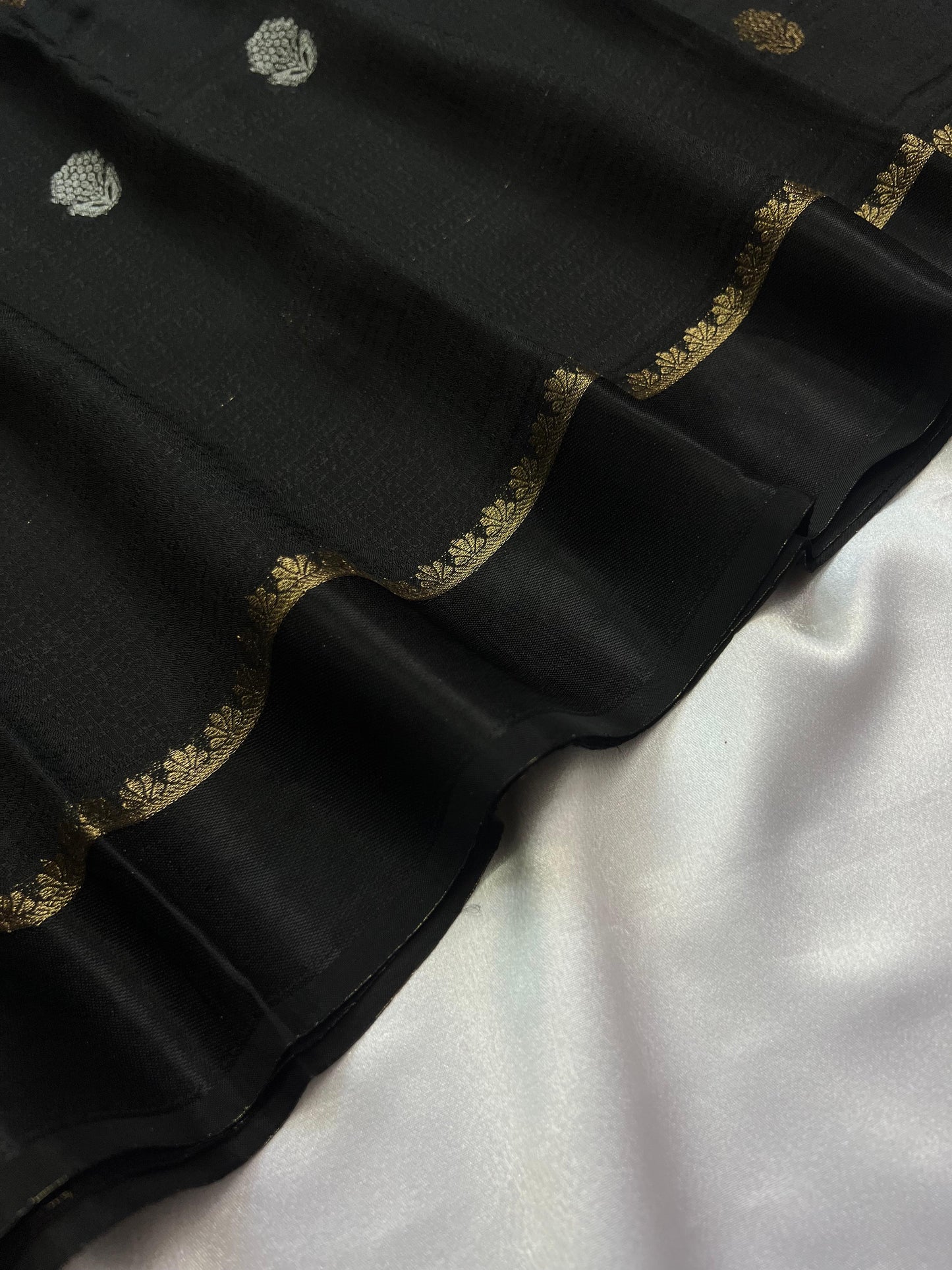 NYKA - Khadi Soft Silk Saree
