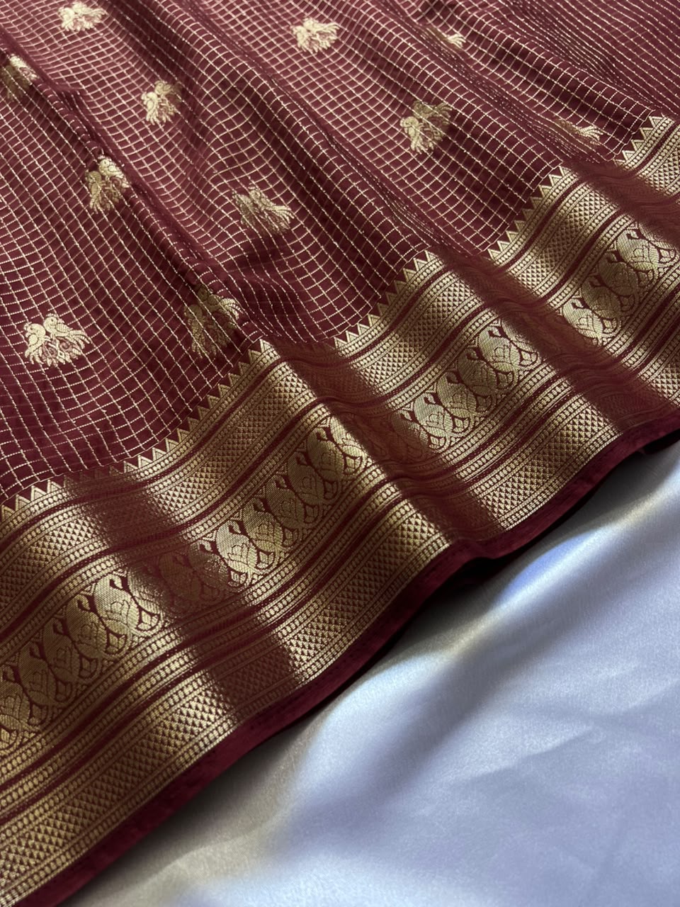 ISHITA - Soft Silk Saree