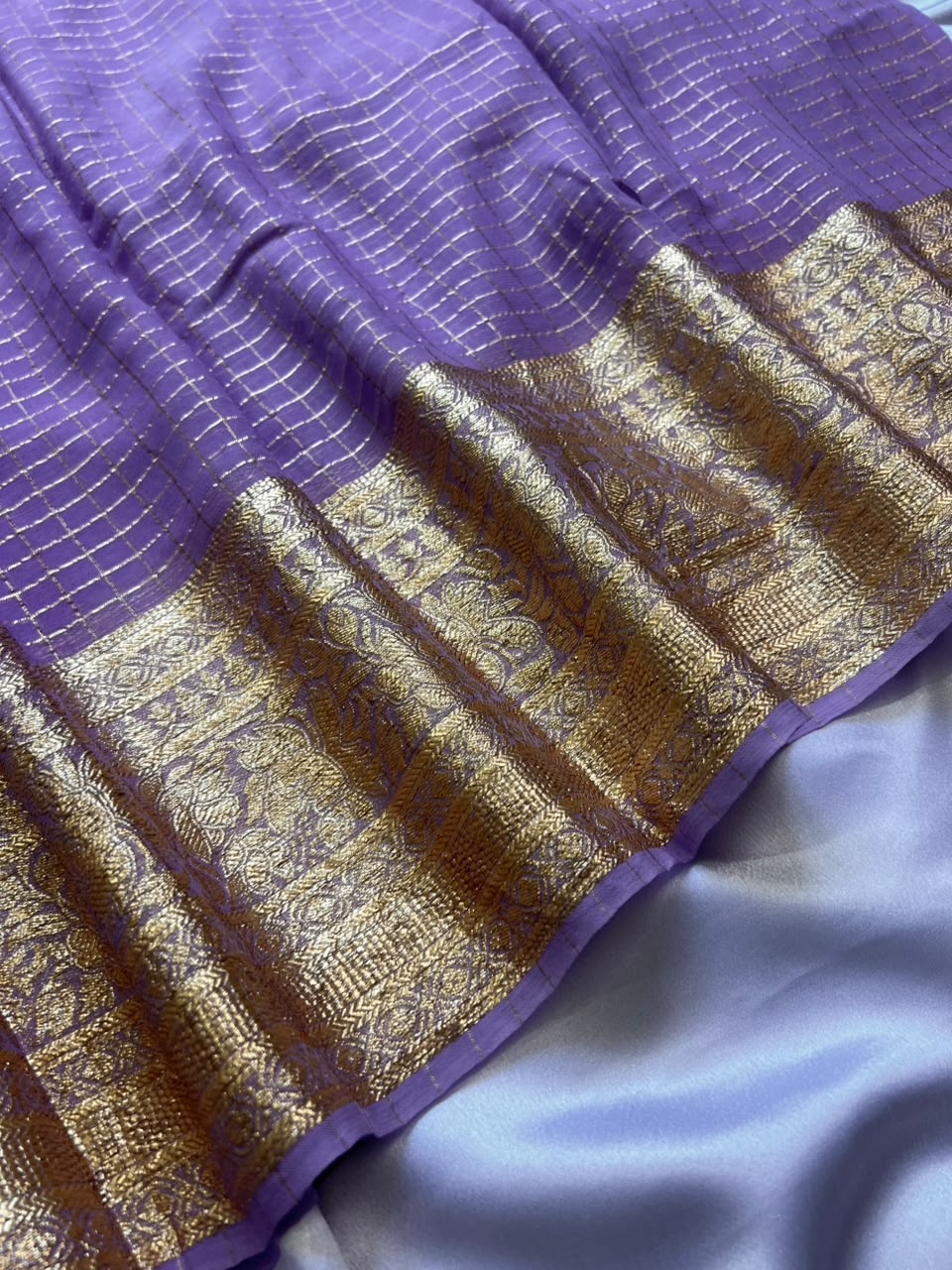POORNIMA - Viscous Georgette Saree
