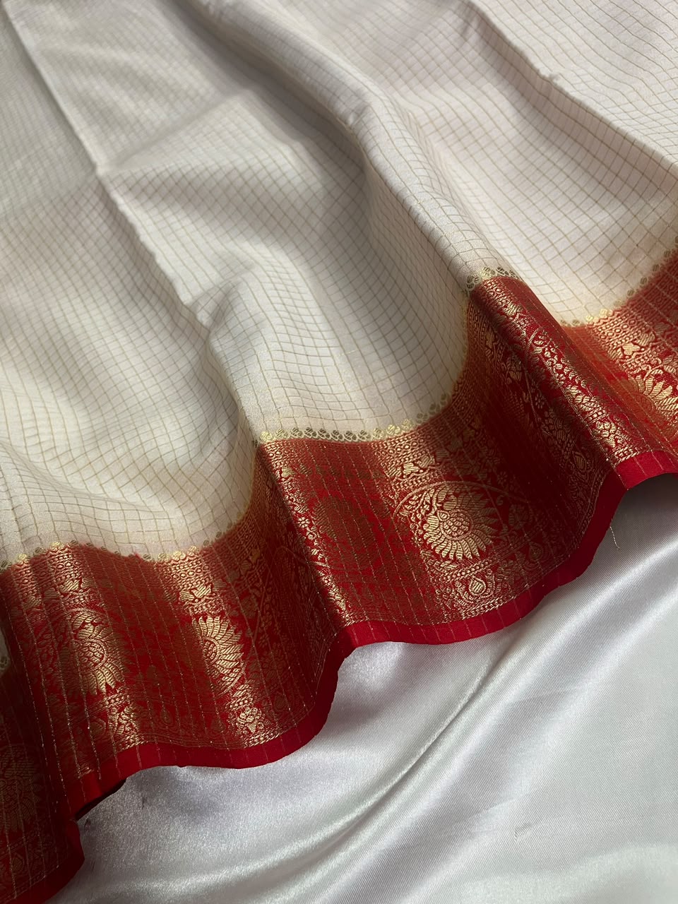 Madhavi - Mysore Crepe Silk Saree