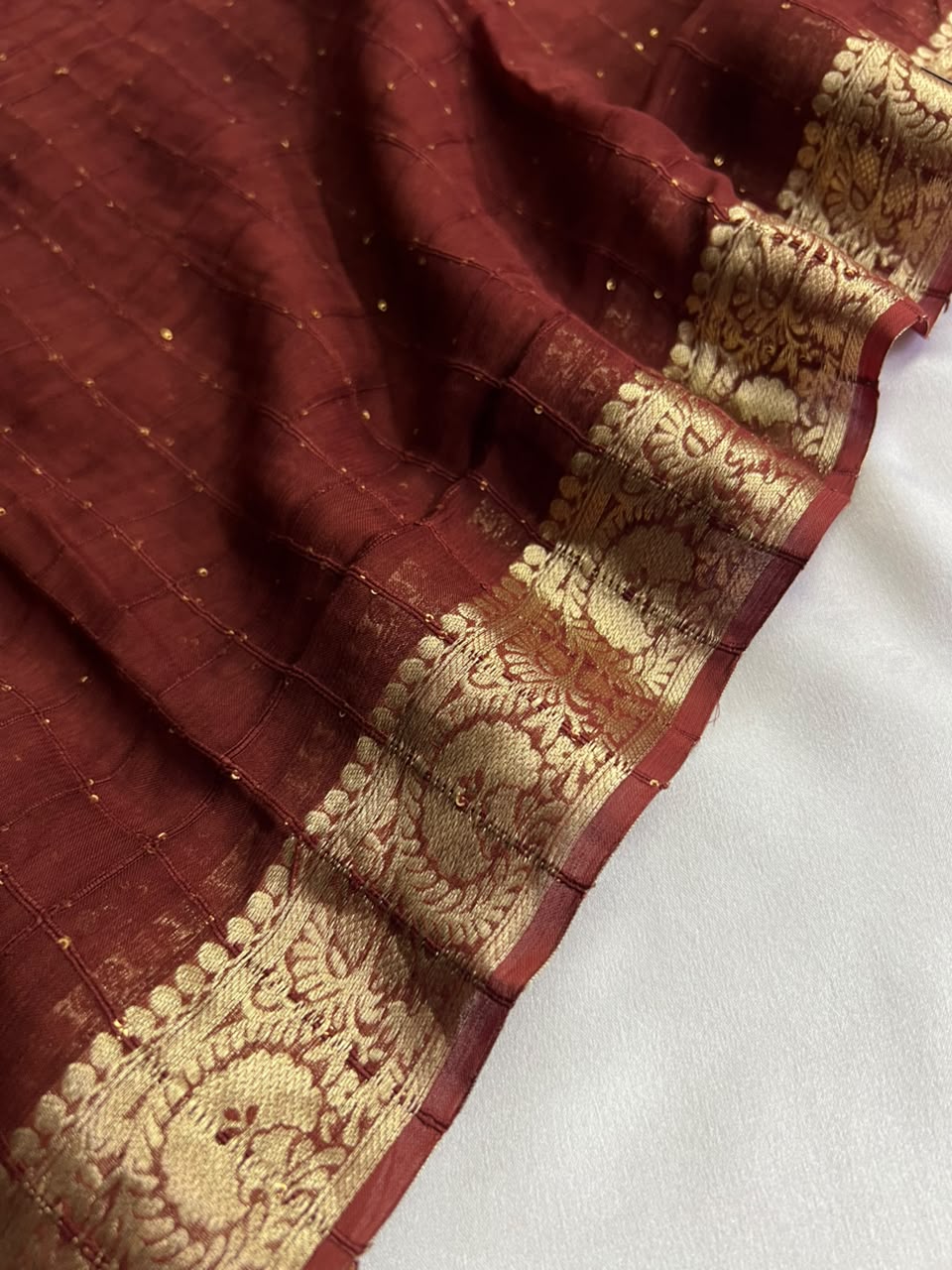 Vedika - Pure Viscose Georgette Saree (Dispatch After 10 Days)