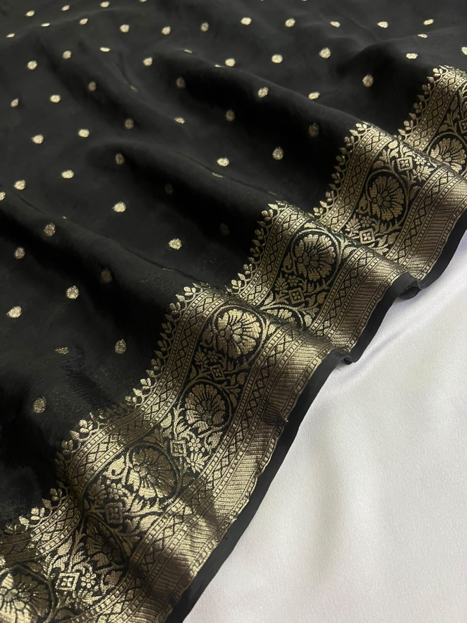Royal Zari -  Pure Viscose Chinnon