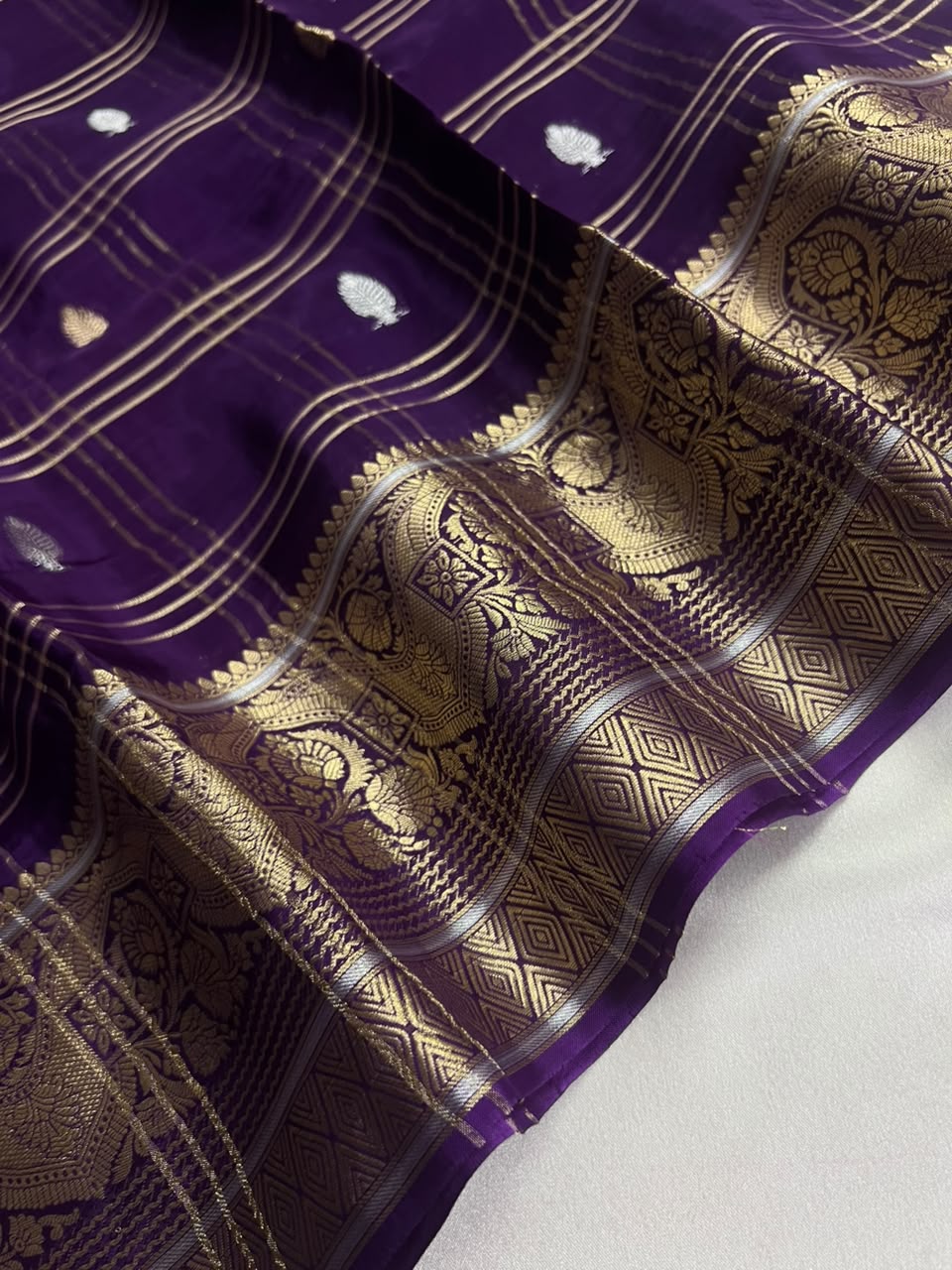 Neelambari - Viscose Crepe Saree