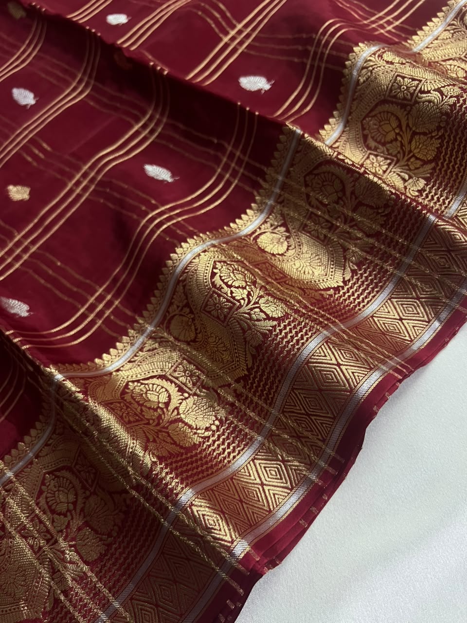 Neelambari - Viscose Crepe Saree