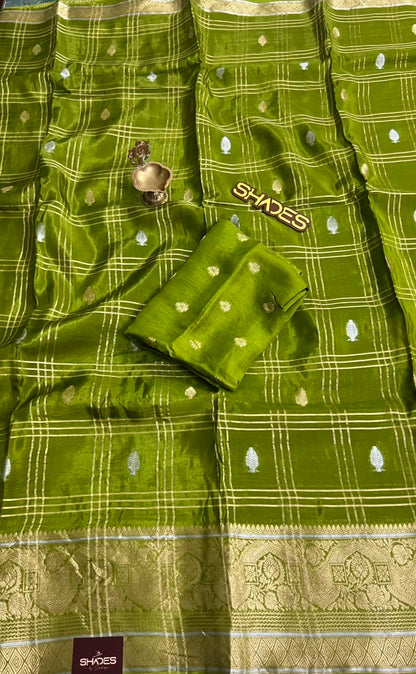 Neelambari - Viscose Crepe Saree