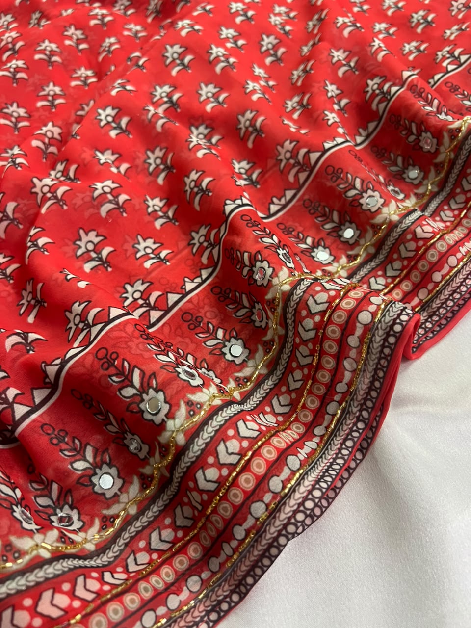 Naira - Viscose Georgette Saree