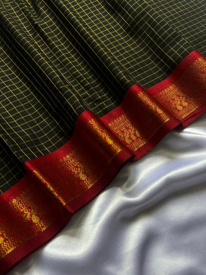 Geetha - Kalyani Cotton Saree